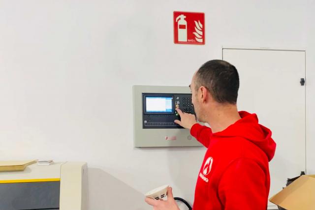 Sudadera personalizada corporativa